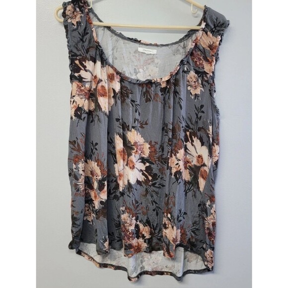 Maurices Tops - Maurice’s Ruffle Trim Floral Sleeveless Tank Top Gray Peach Floral Size L Large